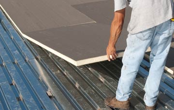 benefits of insulating Na Buirgh flat roofing